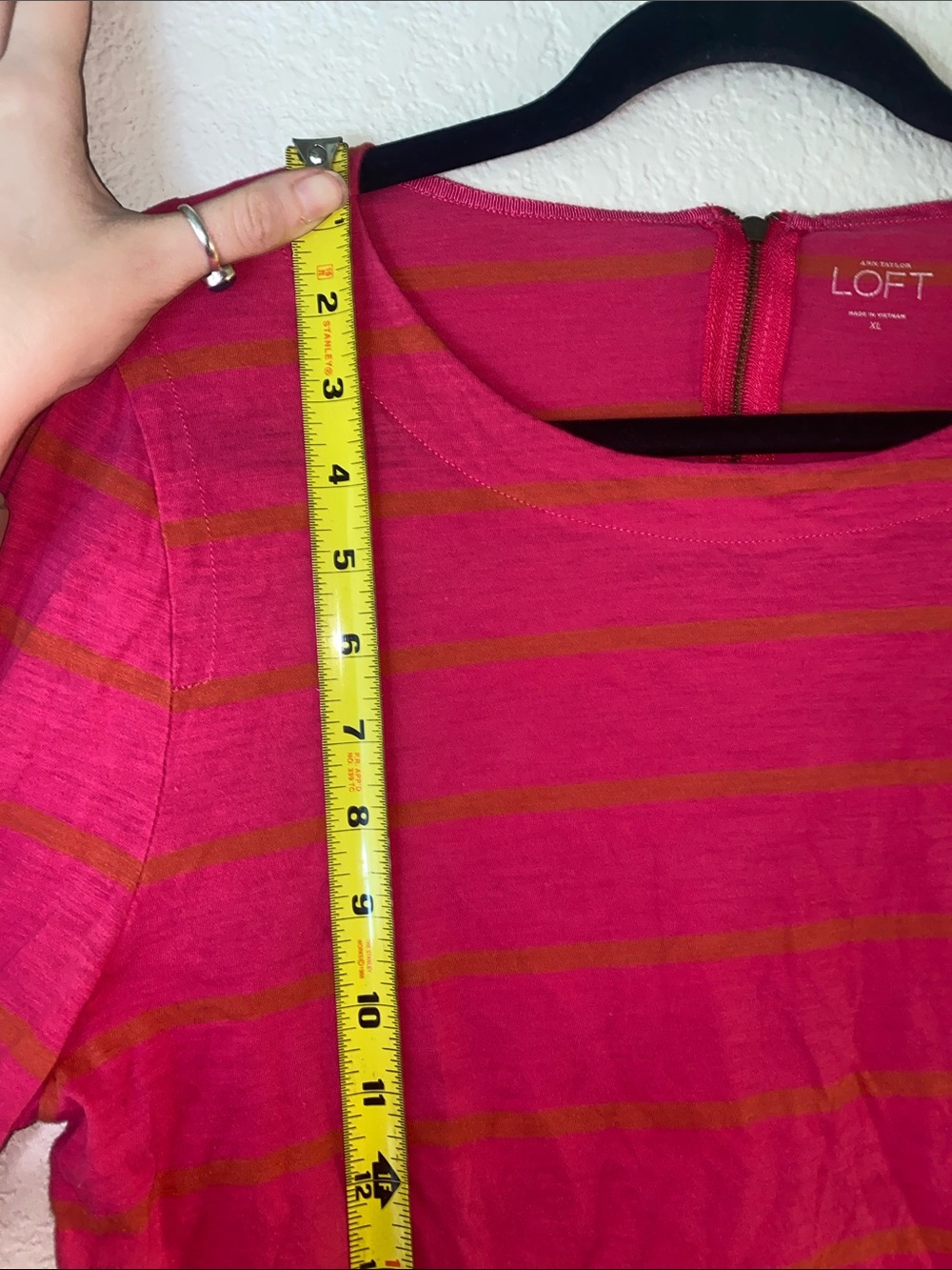 🎈 LOFT pink and orange striped long sleeve tee with a back zipper detail! - Picture 5 of 7